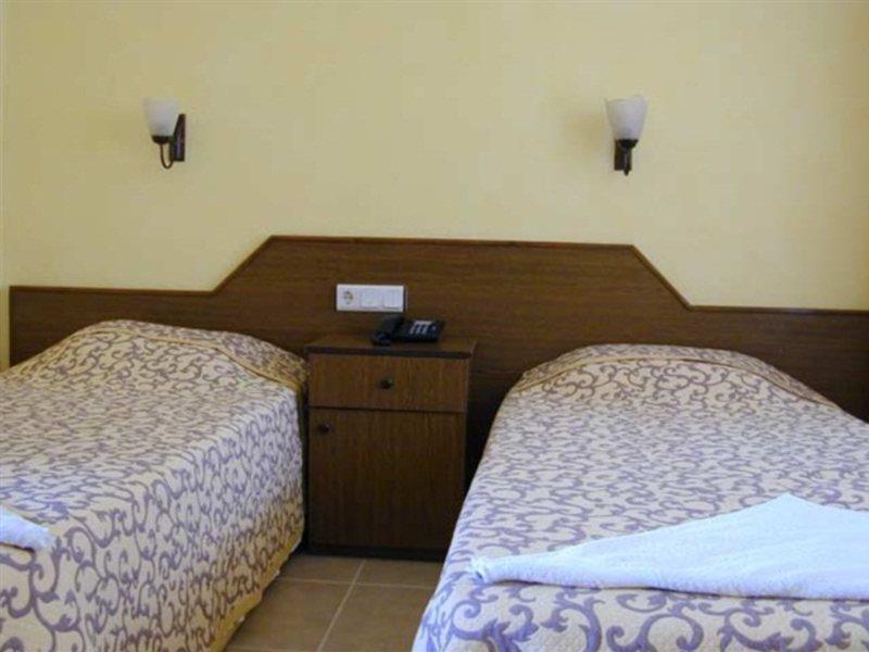Mavibelce Hotel Oludeniz Exterior photo